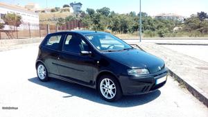 Fiat Punto v Sport 6 Vel. Junho/02 - à venda -