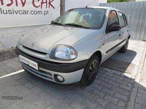 Renault Clio 1.2 A/C Maio/99 - à venda - Ligeiros