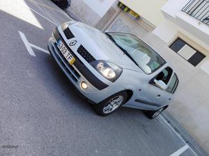 Renault Clio 1.2 A/C PRIVILEGE Março/02 - à venda -