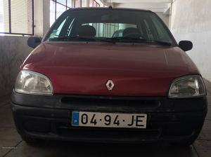 Renault Clio 1.2 Novembro/97 - à venda - Ligeiros