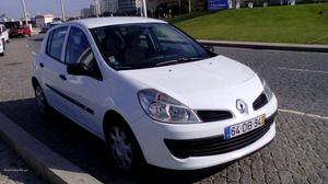 Renault Clio 1.5 dci 5portas Março/07 - à venda - Ligeiros