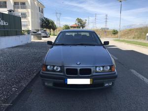 BMW 318 TDS 5P AC Setembro/95 - à venda - Ligeiros