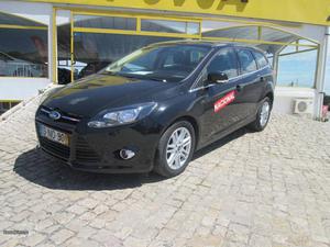 Ford Focus SW 1.6 TDCI TIT. Março/13 - à venda - Ligeiros