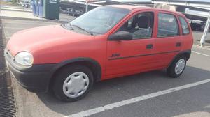 Opel Corsa 1,2 bem estimado Junho/94 - à venda - Ligeiros