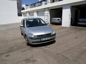 Opel Corsa confort Agosto/01 - à venda - Ligeiros