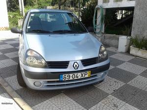 Renault Clio 1.2 Junho/04 - à venda - Ligeiros Passageiros,