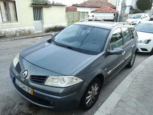 Renault Mégane break Dezembro/06 - à venda - Ligeiros