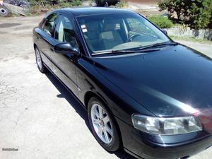 Volvo S60 D cv Ki Maio/02 - à venda - Ligeiros