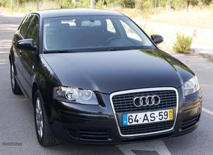 Audi A3 Sportback 2.0 TDi Outubro/05 - à venda - Ligeiros