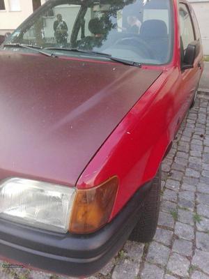 Ford Fiesta 3 portas Maio/93 - à venda - Ligeiros