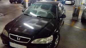 Honda Accord 1.8 ls vtec Fevereiro/99 - à venda - Ligeiros