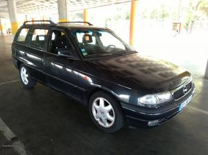 Opel Astra  Dezembro/97 - à venda - Ligeiros