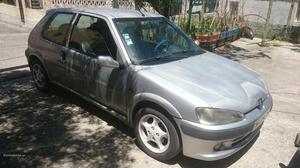 Peugeot 106 xsi 1.6 8v Abril/98 - à venda - Ligeiros