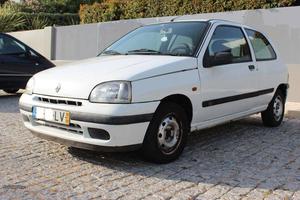 Renault Clio 1.9D - TROCO Setembro/98 - à venda -