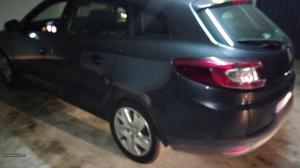 Renault Mégane Sporting tourer Abril/11 - à venda -