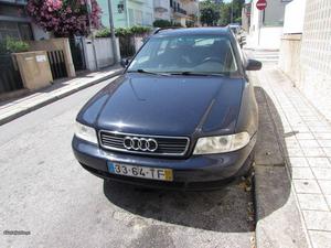 Audi A4 1.9 tdi avant Outubro/96 - à venda - Ligeiros