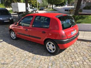 Renault Clio 1.2 aceito retoma muito bom estado Abril/99 -