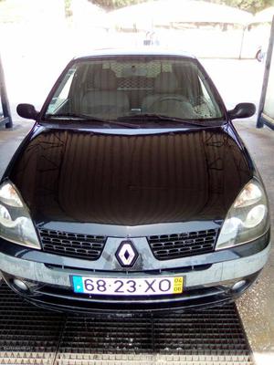 Renault Clio especial 1.5 dci de 100 cavalos Junho/04 - à