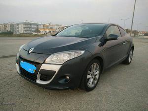 Renault Mégane Coupe Julho/09 - à venda - Ligeiros