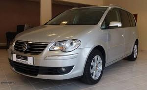 VW Touran 1.9 TDi Confortline Abril/08 - à venda -