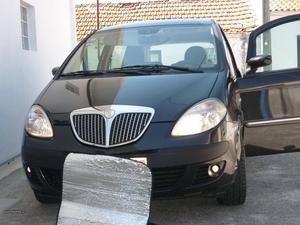 Lancia Musa 1.3 jtd,70 cv Maio/05 - à venda - Ligeiros