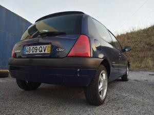 Renault Clio V Dezembro/00 - à venda - Ligeiros