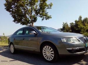 VW Passat 2.0-tdi-Highline Dezembro/05 - à venda - Ligeiros