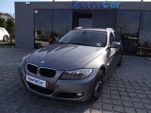  BMW Série  d Touring Navigation Sport (143cv)