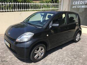 Daihatsu Sirion cv muito económico Maio/07 - à venda