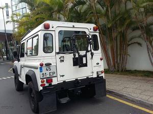 Land Rover Defender 90 tdi Lug. Abril/94 - à venda -