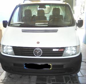 Mercedes-Benz Vito . CDI Agosto/02 - à venda -