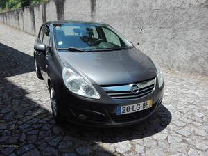 Opel Corsa 1.2 Enjoy Janeiro/11 - à venda - Ligeiros