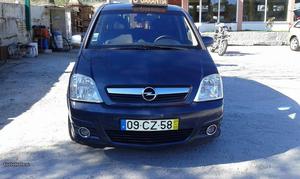 Opel Meriva comby Fevereiro/07 - à venda - Ligeiros