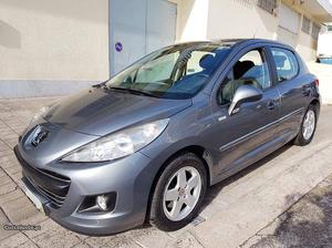 Peugeot i - 200 Anos Junho/10 - à venda - Ligeiros