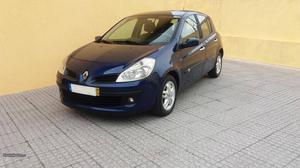 Renault Clio 1.5DCi Authentique Setembro/05 - à venda -