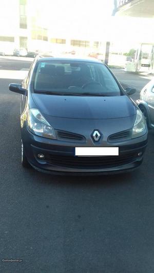 Renault Clio DCI - Dynamique Fevereiro/06 - à venda -