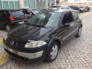 Renault Mégane 1.5 dci 85cv A/C Janeiro/05 - à venda -