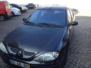 Renault Mégane Megane Março/01 - à venda - Ligeiros