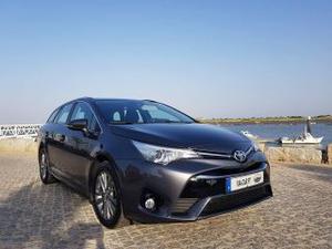 Toyota Avensis sw 1.6 d-4d exclusive+gps