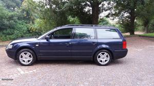 VW Passat 115cv Nacional Junho/99 - à venda - Ligeiros