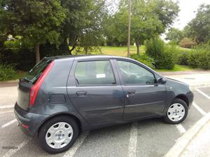 Fiat Punto 1.2 8v Julho/04 - à venda - Ligeiros