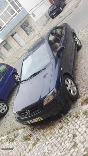 Opel Astra 1.8 versao bertone Outubro/00 - à venda -