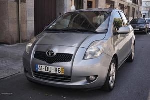 Toyota Yaris 1.4 D4D Selo antigo Junho/07 - à venda -