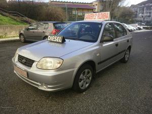 Hyundai Accent 1.5 CRDI - Active AC Novembro/04 - à venda -