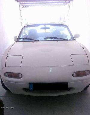 Mazda MX-5 MX-5 Miata Abril/92 - à venda - Descapotável /