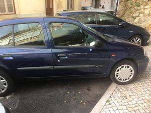 Renault Clio 1.2 RN Abril/99 - à venda - Ligeiros