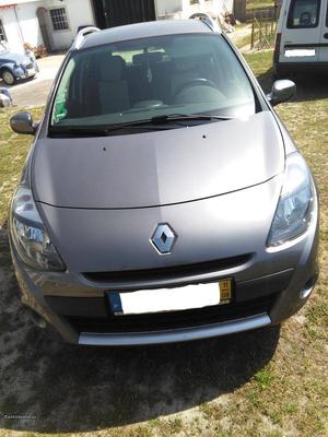 Renault Clio SW Agosto/11 - à venda - Ligeiros Passageiros,