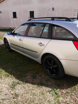 Renault Laguna 5portas Abril/03 - à venda - Ligeiros