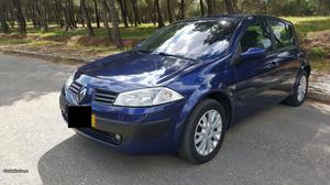 Renault Mégane 1.5 CDI Dynamic Julho/04 - à venda -