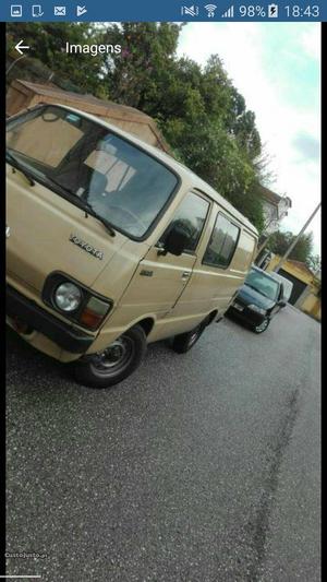 Toyota HiAce  Julho/80 - à venda - Ligeiros